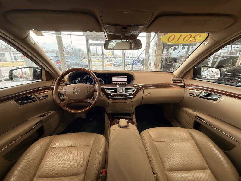 2010 Mercedes-Benz S-Class S 550 4MATIC