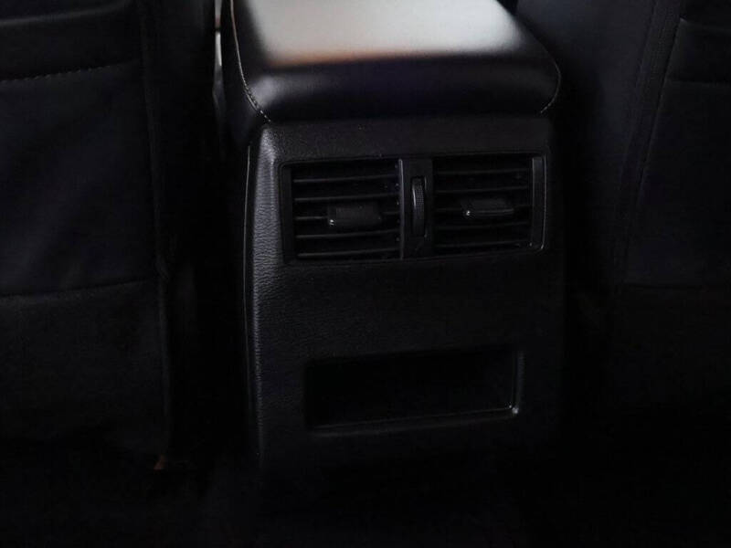 2024 Mitsubishi Outlander PHEV SE