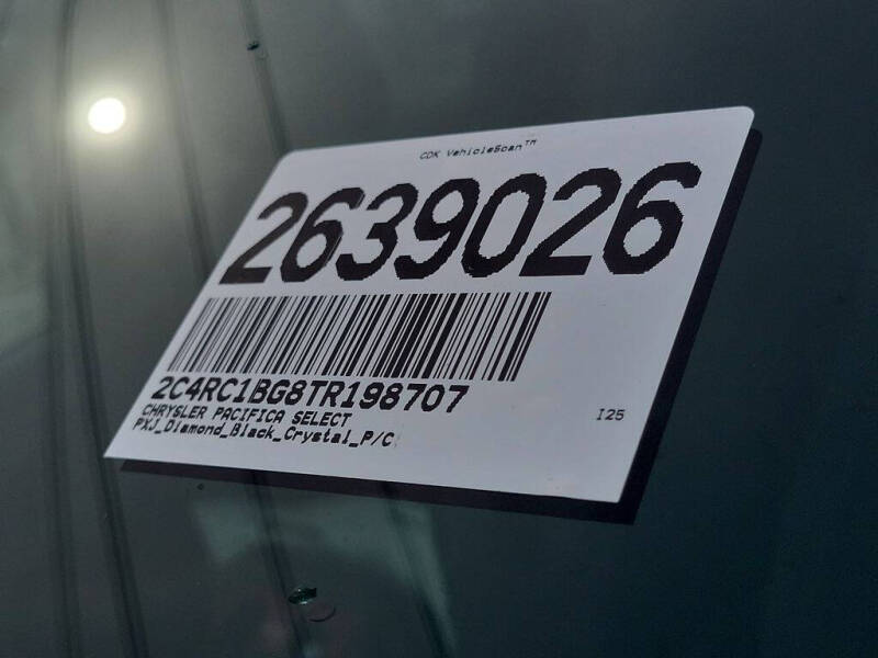 2026 Chrysler Pacifica Select