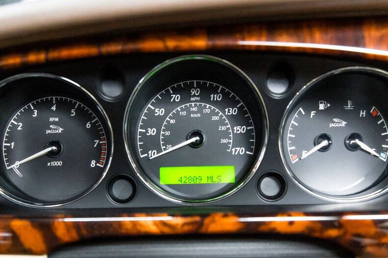 2006 Jaguar XJ-Series XJ8