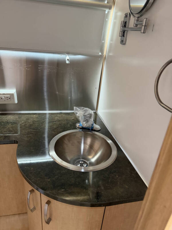 2016 Airstream 25FB