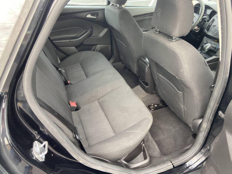 2017 Ford Focus SE