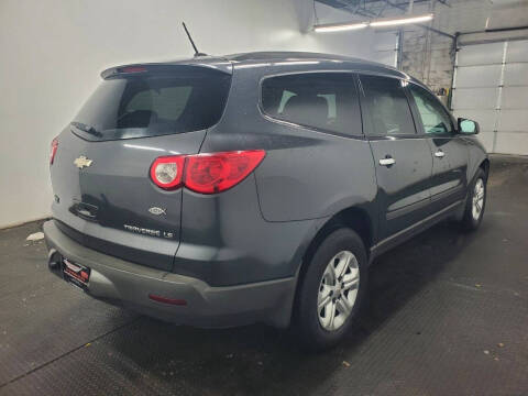 2011 Chevrolet Traverse LS