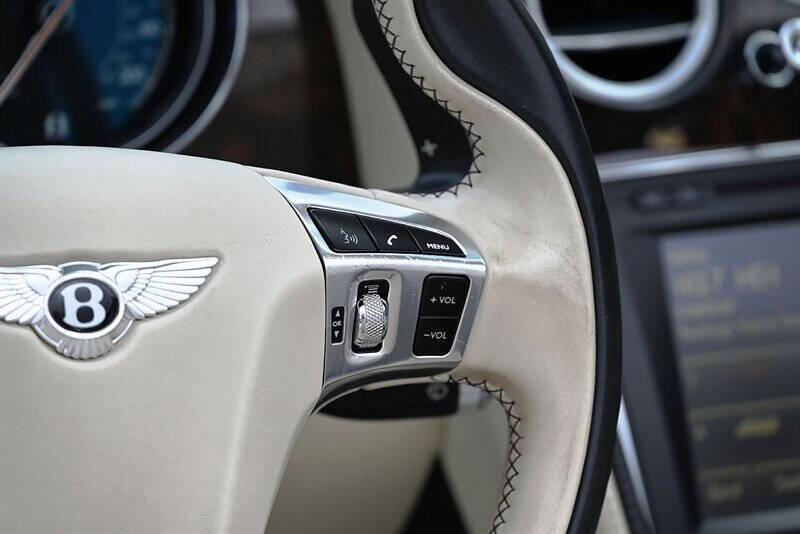 2017 Bentley Continental 41