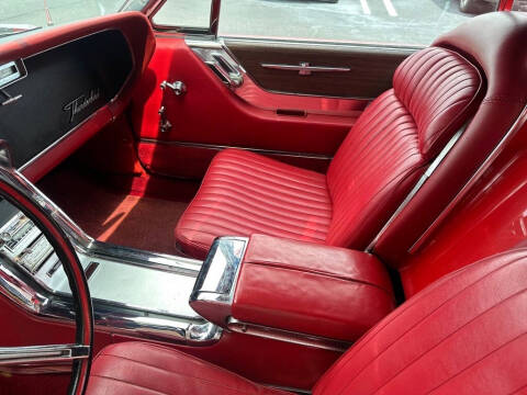 1964 Ford Thunderbird