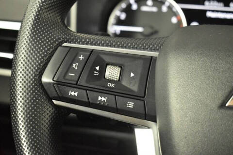 2024 Mitsubishi Outlander ES