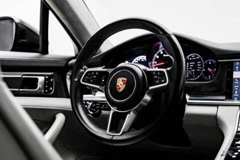 2018 Porsche Panamera Turbo Sport Turismo
