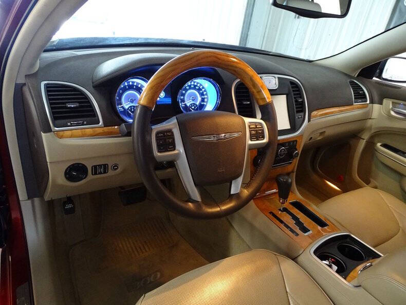 2014 Chrysler 300 C