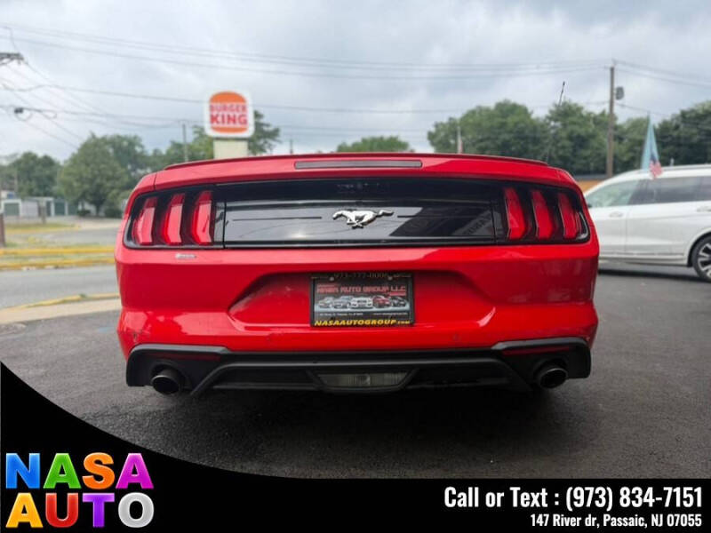 2022 Ford Mustang