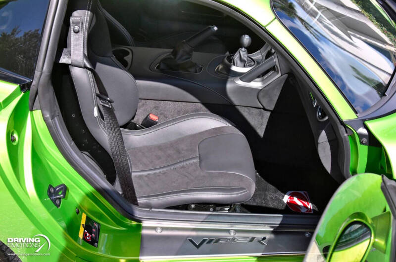 2017 Dodge Viper GTC