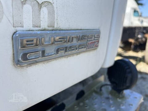 2010 Freightliner Business class M2