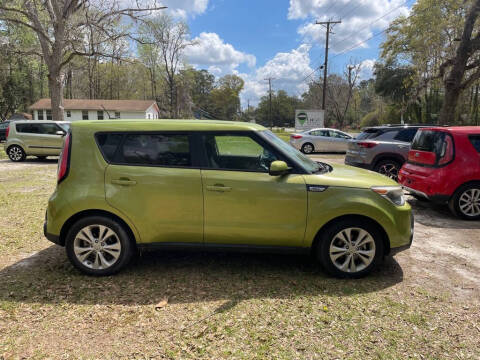 2015 Kia Soul +