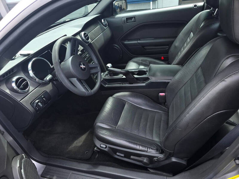 2006 Ford Mustang GT Deluxe