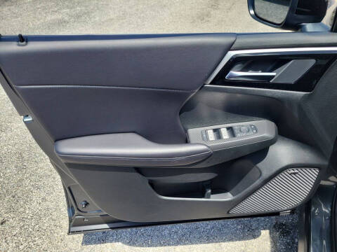 2026 Mitsubishi Outlander LE