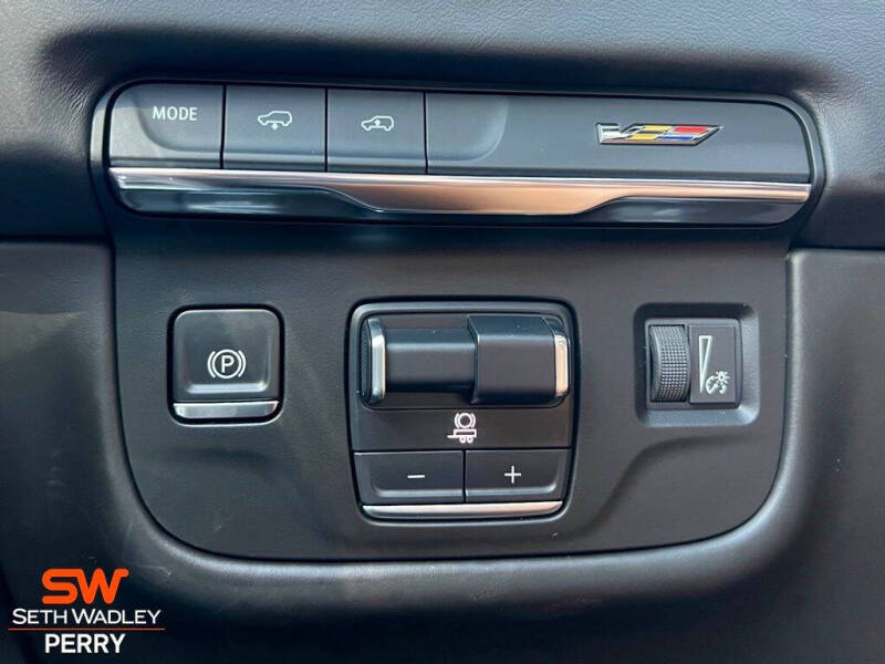 2025 Cadillac Escalade-V