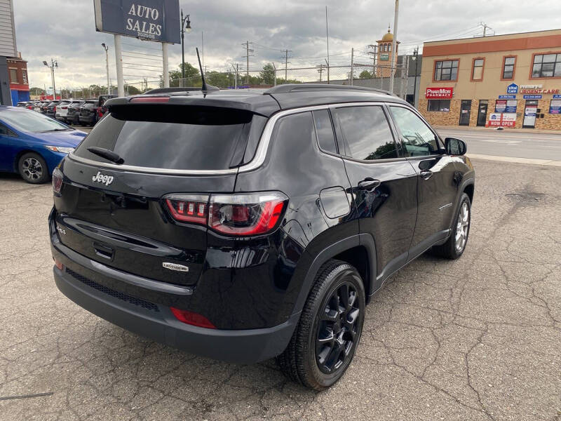 2022 Jeep Compass Latitude Lux