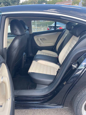 2009 Volkswagen CC VR6 4Motion