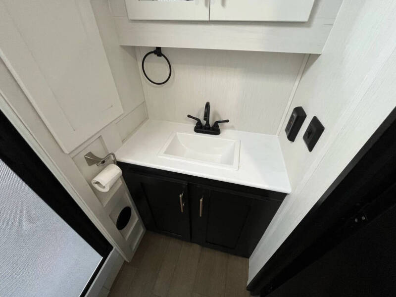 2023 Forest River WILDCAT M-282RKX