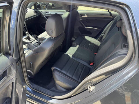 2020 Volkswagen Golf GTI SE