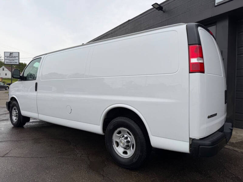 2020 Chevrolet Express 3500