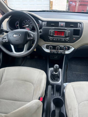 2015 Kia Rio LX