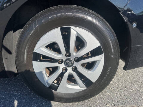 2018 Toyota Prius Three