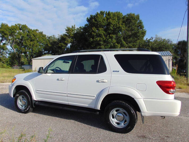 2005 Toyota Sequoia SR5