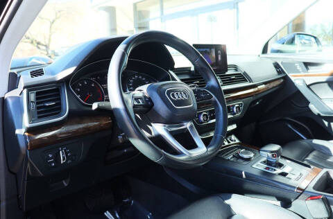 2020 Audi Q5 quattro Titanium Premium 45 TFSI