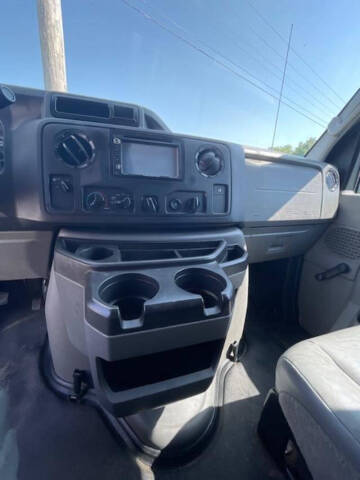 2014 Ford E-Series E-350 SD