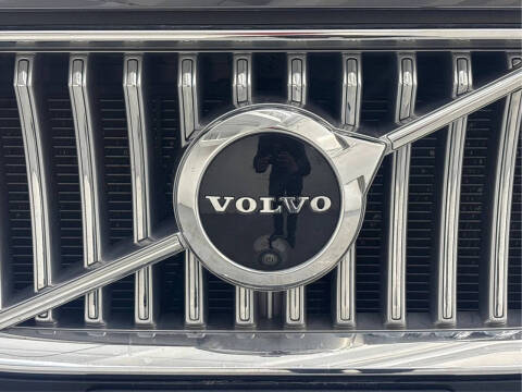 2020 Volvo XC90 T6 Inscription 6-Passenger