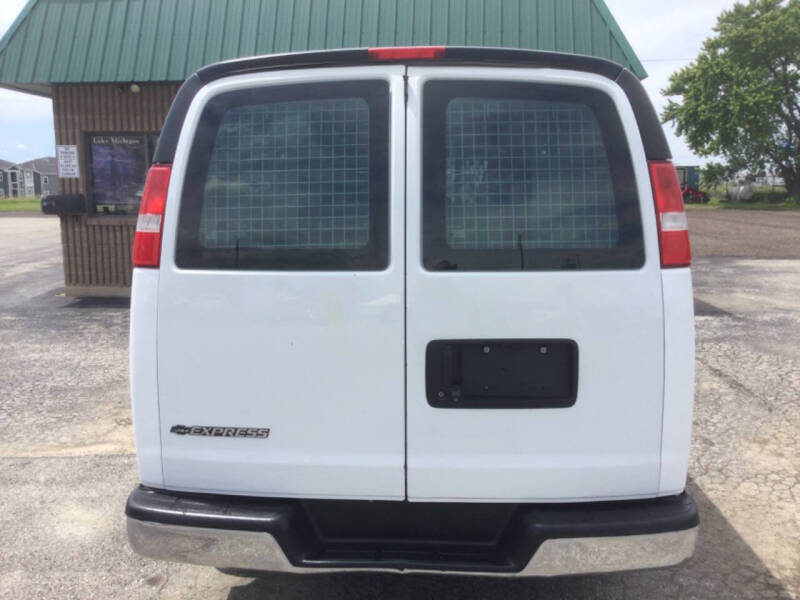 2021 Chevrolet Express 2500
