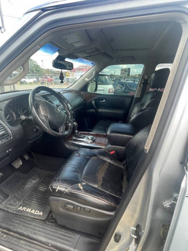 2017 Nissan Armada Platinum