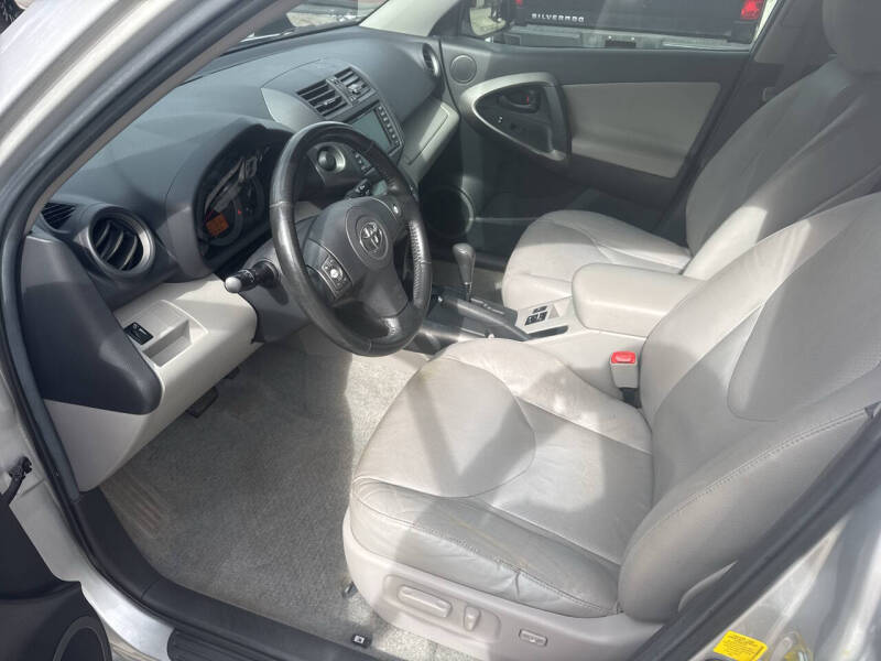 2011 Toyota RAV4 Limited