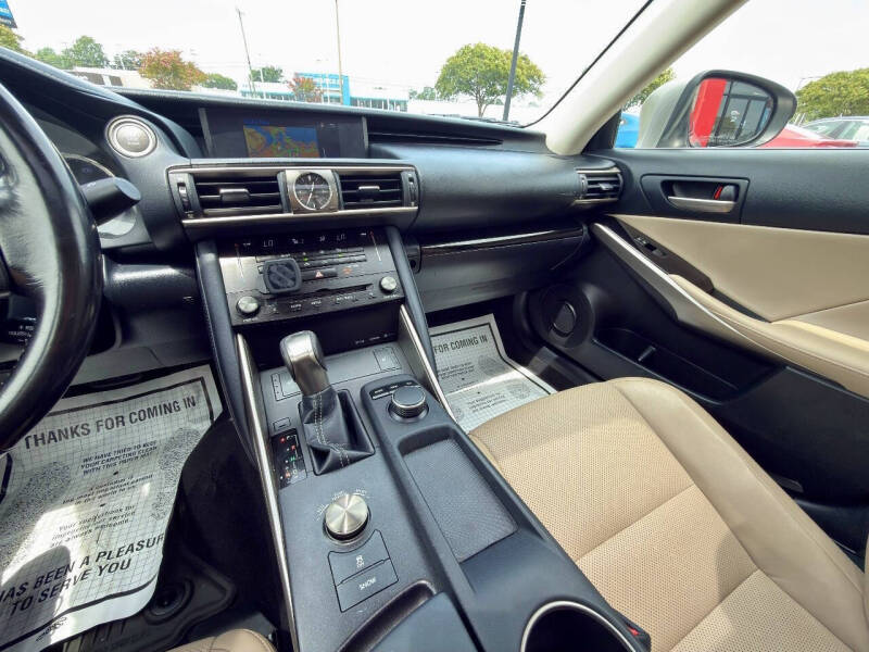 2017 Lexus IS 300