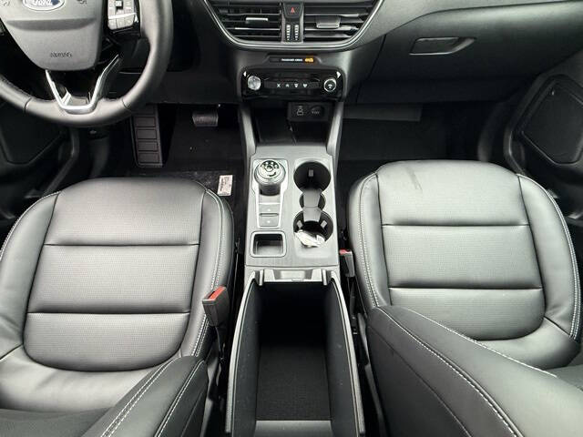 2026 Ford Escape Platinum