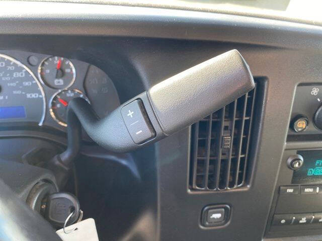 2022 Chevrolet Express 2500