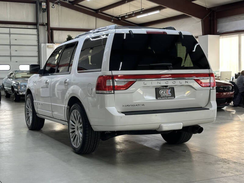 2017 Lincoln Navigator Select