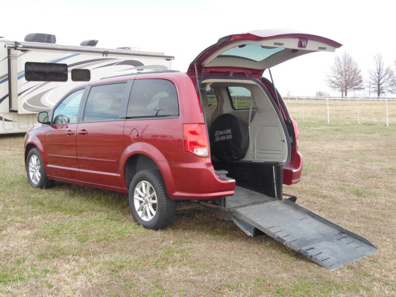 2014 Dodge Grand Caravan SXT's photo