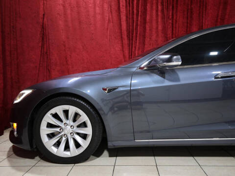 2017 Tesla Model S