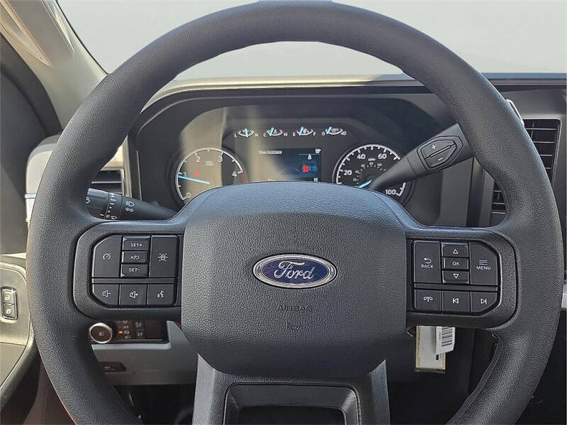 2025 Ford F-600 Super Duty