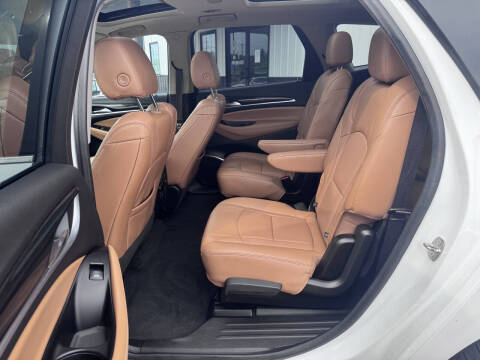 2020 Buick Enclave Essence
