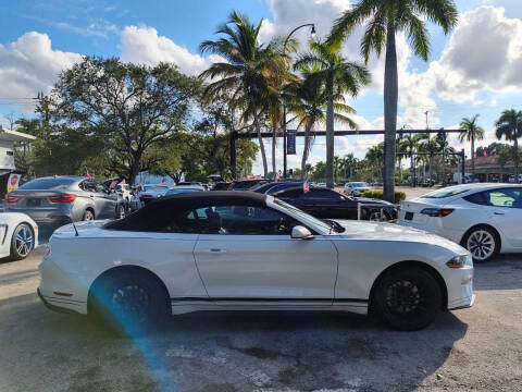 2022 Ford Mustang EcoBoost Premium