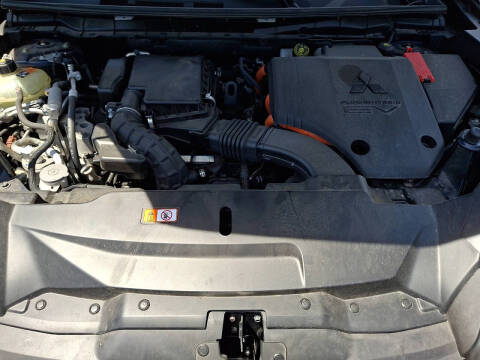 2025 Mitsubishi Outlander PHEV SE