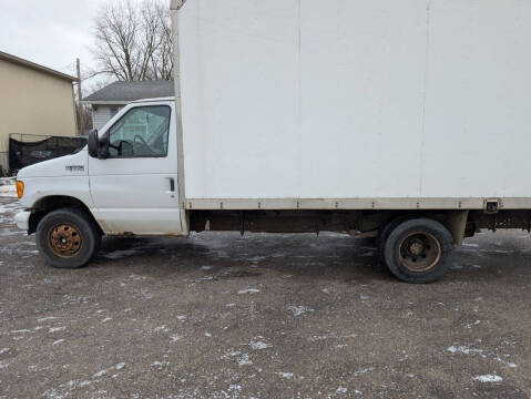 2004 Ford E-Series E-350 SD