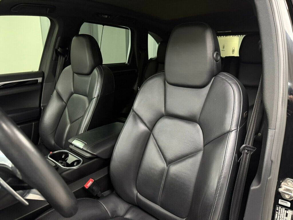 2018 Porsche Cayenne for sale at Conway Imports in   Streamwood, IL