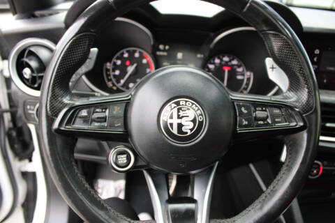 2022 Alfa Romeo Stelvio Sprint