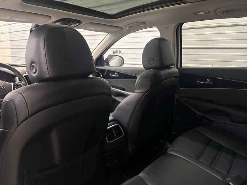 2020 Kia Sorento SX V6