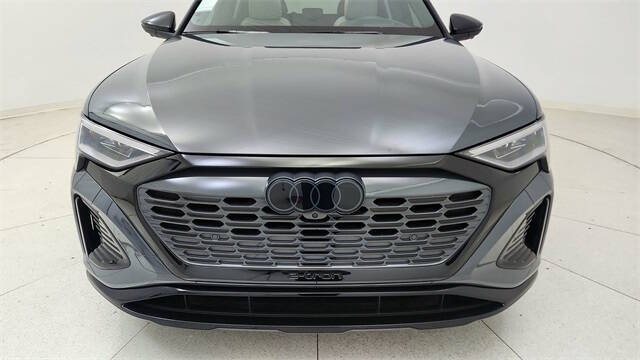 2024 Audi Q8 e-tron quattro Prestige