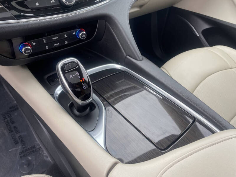 2019 Buick Enclave Essence