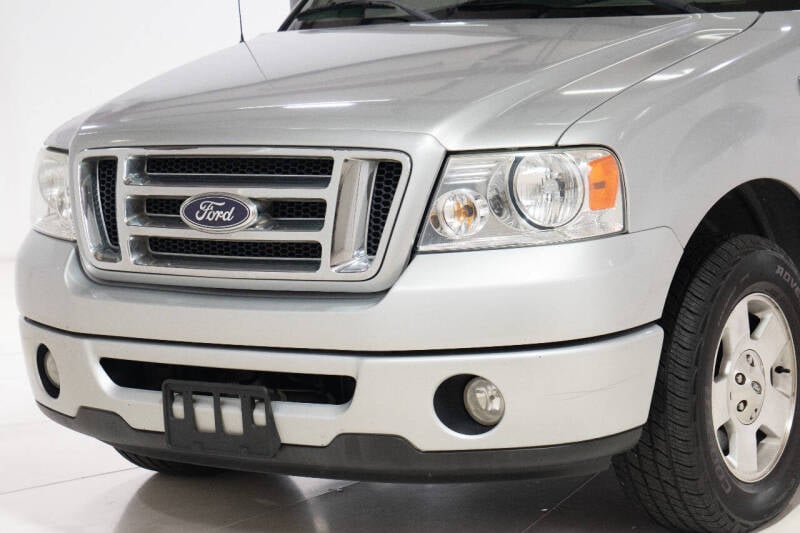 2006 Ford F-150 STX photo 11